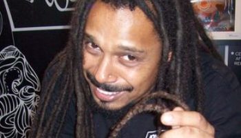 Falcão diz que não corta cabelo há 15 anos