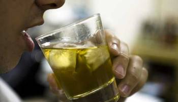 Jovens entre 14 e 17 anos consomem seis por cento de todo o álcool no país