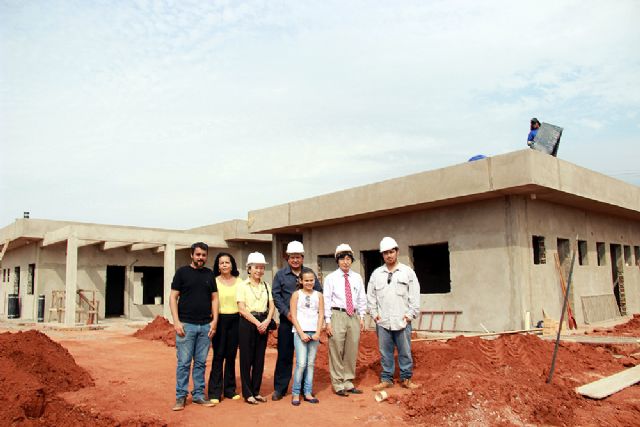 Jamil visita obra da creche construída pelo Projeto Proinfância do Governo Federal, e que deve estar pronta já em dezembro. Foto: Divulgação/Prefeitura