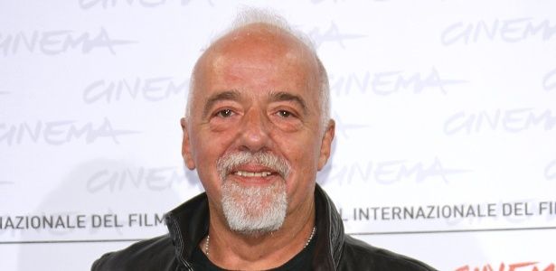 Paulo Coelho atacou a organização do Brasil para a Copa