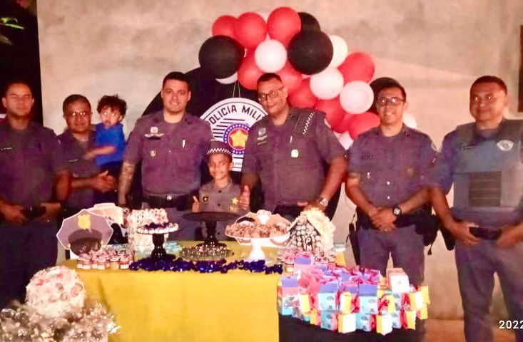 Fã especial da PMSP recebe amigos em seu aniversário - Jhonata Henrique Galdino completou 06 anos de idade. Foto: Divulgação