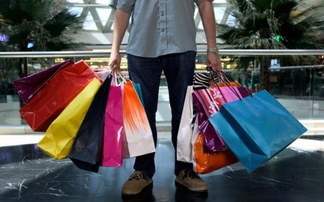 Apenas 5% da população brasileira faz o controle do orçamento doméstico. Foto: Getty Images 