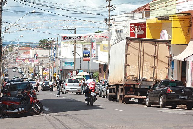 20 % do que os motoristas pagam deve ser aplicado na educação. Foto:Fabiano Marinho / Andravirtual