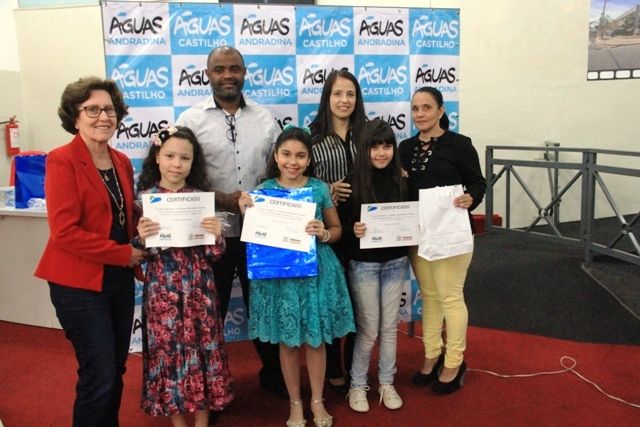 Concurso “Água e você” premia aluna do Anna Maria comum tablet