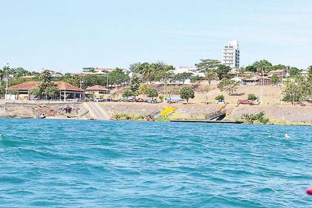 Balneário Municipal de Dracena onde ocorre a abertura oficial da 48ª Travessia do Rio Paraná a Nado. Foto: Divulgação/Prefeitura