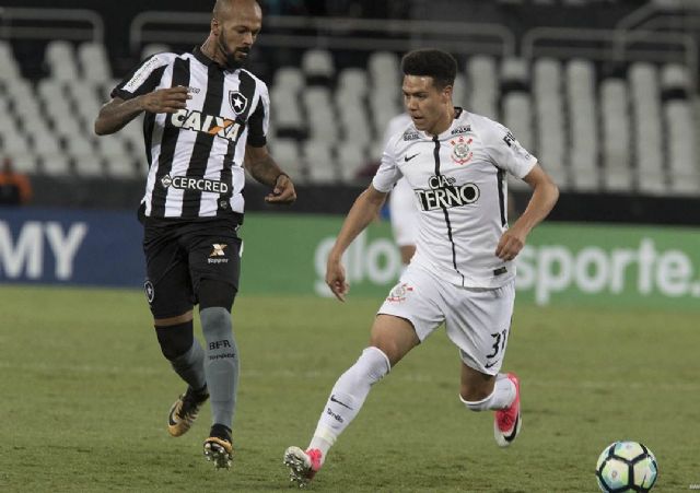 O Corinthians, de Marquinhos Gabriel, perdeu do Botafogo, mas ainda pode conquistar título (Foto: Daniel Augusto Jr/Corinthians)