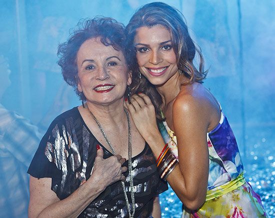 Atriz Joana Fomm retorna à TV após tratar câncer de mama - Joana Fomm fez uma participação na série 