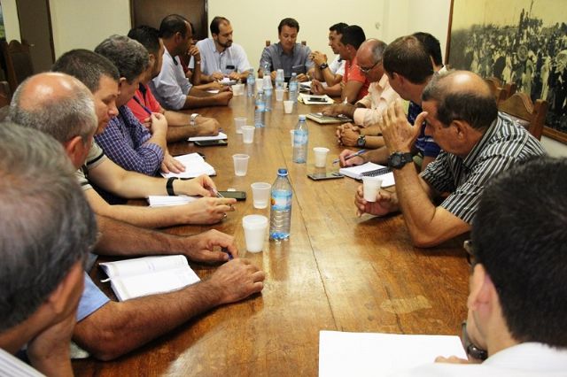 Reunião entre Governo de Andradina, Câmara Municipal e Usinas Sucroalcooleiras. Foto: Divulgação/Prefeitura