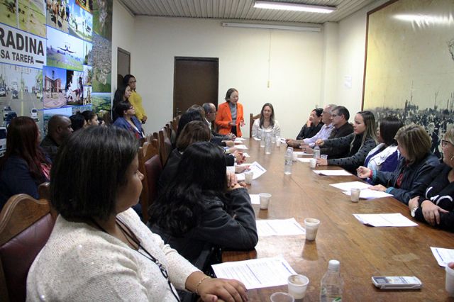 Conselheiros contribuem para a gestão e melhoria da qualidade do ensino de Andradina. Foto: Divulgação/Prefeitura