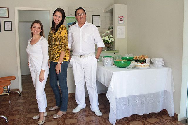 Jane, Ana Paula e Alessandro da clínica em Andradina. Foto: Fabiano Marinho / Andravirtual