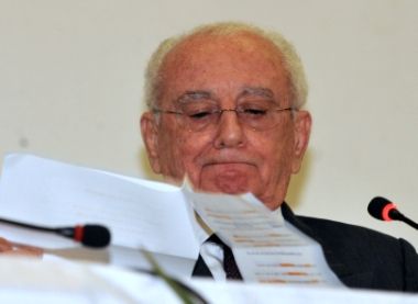 Ministro pagou governanta com verba pública - Ministro pagou governanta com verba pública -