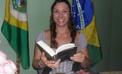 Cearense é a primeira travesti a apresentar uma tese de doutorado no Brasil - Foto:Divulgação Cearense é a primeira travesti a apresentar uma tese de doutorado no Brasil - Foto:Divulgação