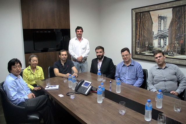Equipe do Governo de Andradina é recepcionada pelo empresário Marcos Antônio Pompei. Foto: Divulgação/Prefeitura