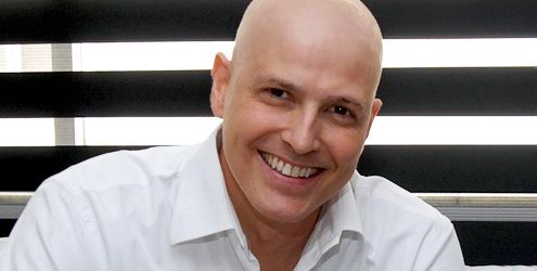 Gianecchini beija Marília Gabriela em programa e diz "Eu te amo" - Foto: Divulgação Gianecchini beija Marília Gabriela em programa e diz "Eu te amo" - Foto: Divulgação
