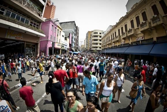 Instituto Brasileiro de Geografia e Estatística divulga novos indicadores do mercado de trabalho - Marcelo Camargo/Agência Brasil