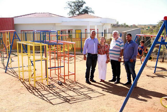 Parquinho é instalado anexo a CEI (Centro de Educação Infantil) “Irene Sueko Myashiro”. Foto: Divulgação/Prefeitura