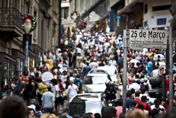  Pagamento do PIS/Pasep pode injetar mais de R$ 800 milhões na economia, beneficiando trabalhadores. Foto: Marcelo Camargo/Agência Brasil