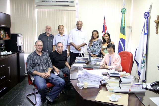 Jamil anuncia o novo secretário da SELJ, José Henrique Pastorelli . Foto: Divulgação/Prefeitura