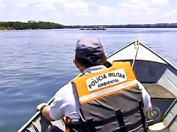 Polícia Ferederal faz intensa fiscalização nos principais rios da região (Foto: Reprodução/TV TEM)