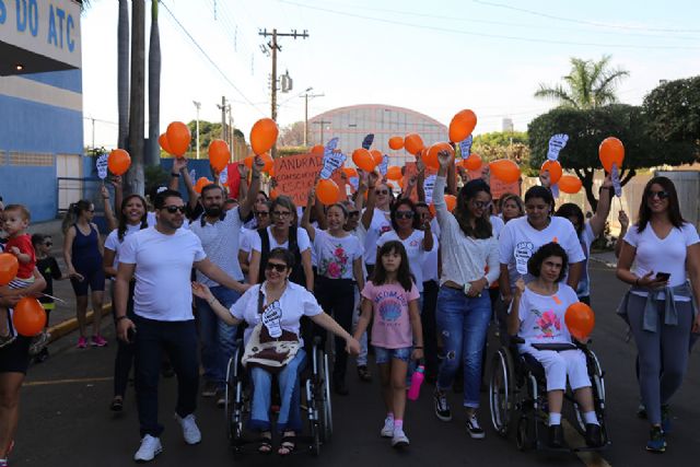 Prefeita Tamiko Inoue participa de caminhada pelo Dia Internacional da Conscientização da Esclerose Múltipla - Secom/Prefeitura