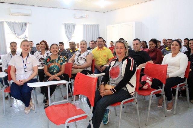 Tamiko acompanha treinamento realizado com apoio do Governo de Andradina