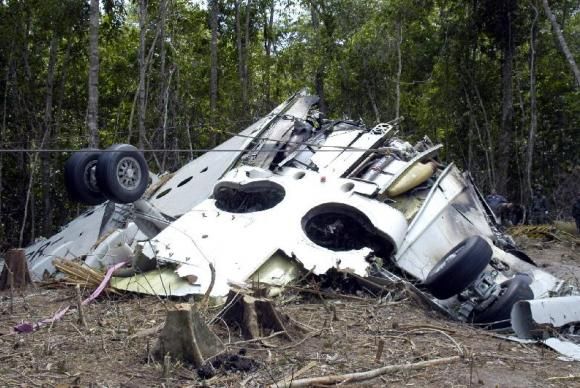 Os destroços do avião da Gol foram encontrados em uma área densa de floresta amazônica, na Serra do Cachimbo (PA)Divulgação/Força Aérea Brasileira