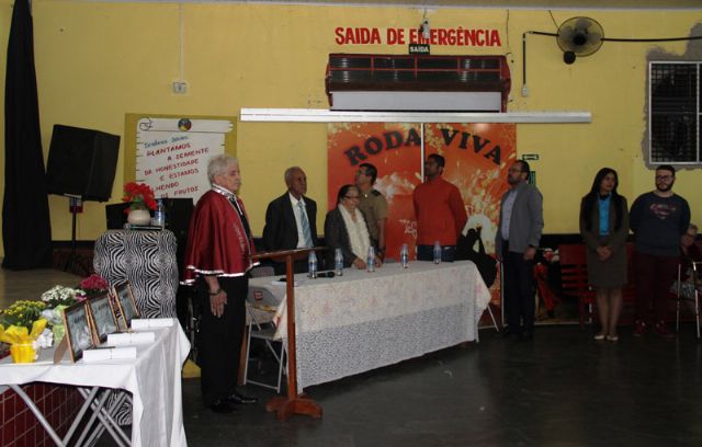 Aliandra homenageia pioneiros nos Festejos de 80 anos de Andradina. Foto: Divulgação/Prefeitura