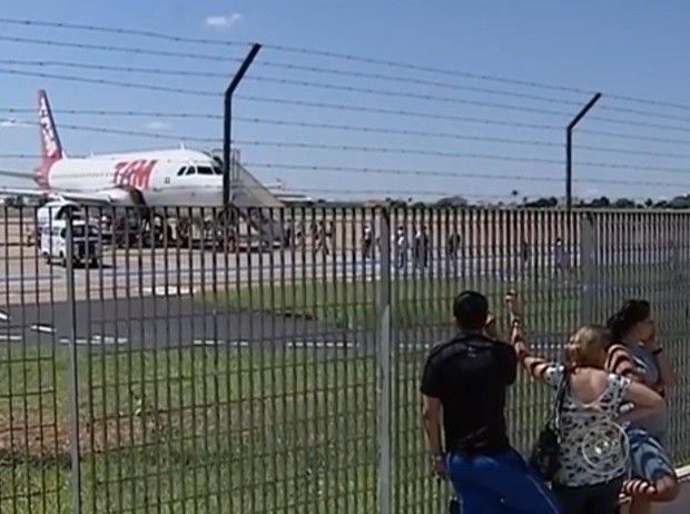 Passageiros devem procurar a Anac quando mala for extraviada (Foto: Reprodução / TV TEM)