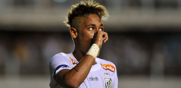 Neymar se envolveu em polêmica com o técnico Roberto Fonseca, do Ituano. Divulgação / Santos FC