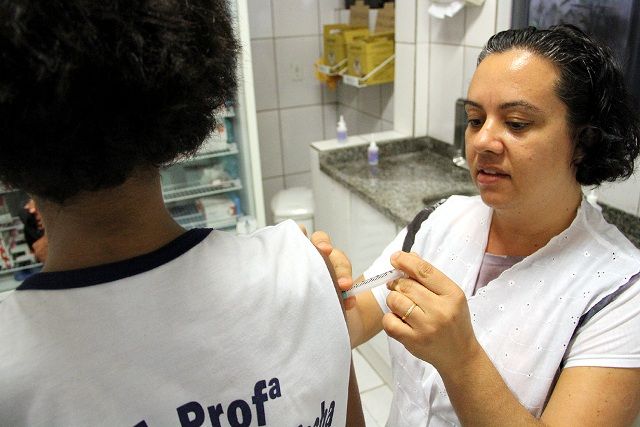 Vacinação começa segunda-feira no Camo da Vila Mineira, Camo Benfica, UAS Norte, UAS Leste e Centro Municipal de Vacinação. Foto: Divulgação/Prefeitura