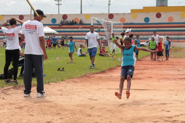 Jogos envolvem alunos das EMEFs (Escola Municipal de Ensino Fundamental) da zona urbana e rural 