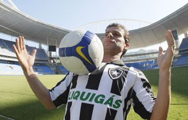 Túlio Maravilha está mais perto do gol mil	 - Foto: Divulgação/Botafogo