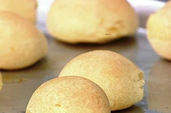 Pão de Queijo com Aipim - Pão de Queijo com Aipim -
