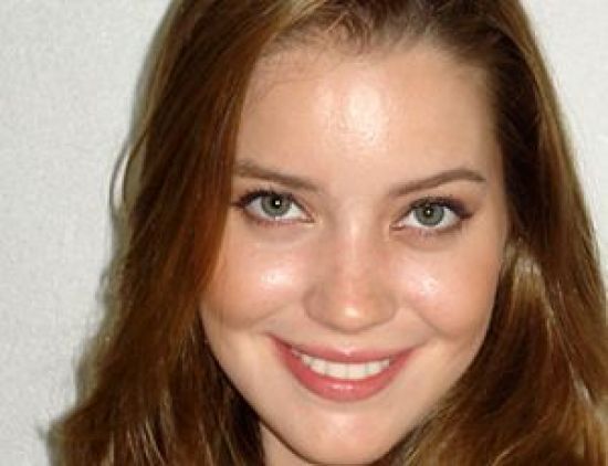 "Sou o oposto de minhas mocinhas. Sou do rock", diz Nathalia Dill	 - Foto: Divulgação