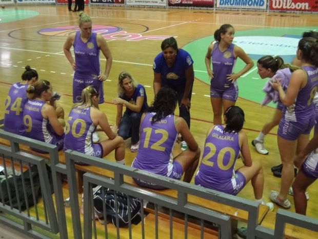 Basquete Clube superou o lanterna São Caetano e se reabilitou na LBF. Foto: Celso Diniz/LBF 