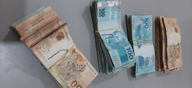 Dinheiro foi devolvido pela associação para a Polícia Civil — Foto: Arquivo Pessoal