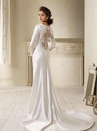 "Amanhecer": vestido de Bella chega às lojas - 