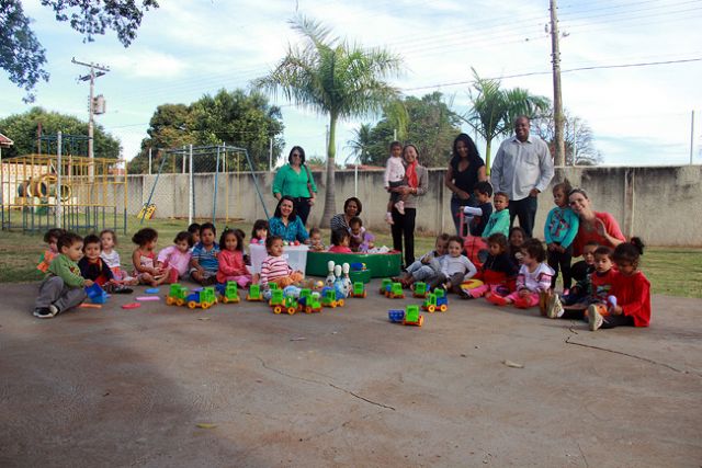 Creches do município recebem brinquedos para estimulação nos berçários I e II. Foto: Divulgação/Prefeitura