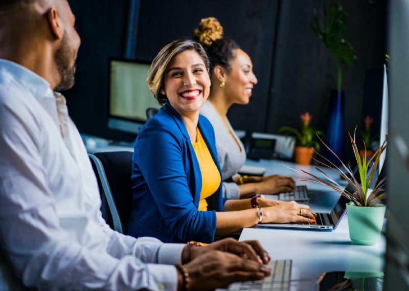 Em Murutinga do Sul, o Banco do Povo teme atendimento no local com funcionário de plantão de segunda a sexta-feira, das 8h às 13h. Foto: pexels.com