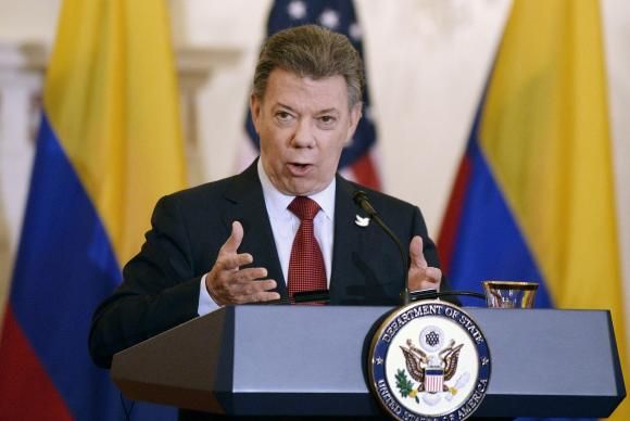 Juan Manuel Santos, presidente da Colômbia, recebe o Prêmio Nobel da Paz. Foto: EPA/Olivier Douliery/Arquivo Agência Lusa