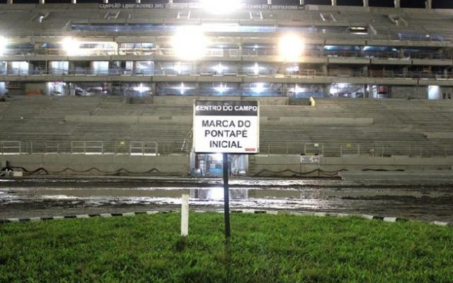 Marca do centro do campo do futuro estádio do Corinthians, palco da abertura da Copa de 2014. Foto: Odebrecht