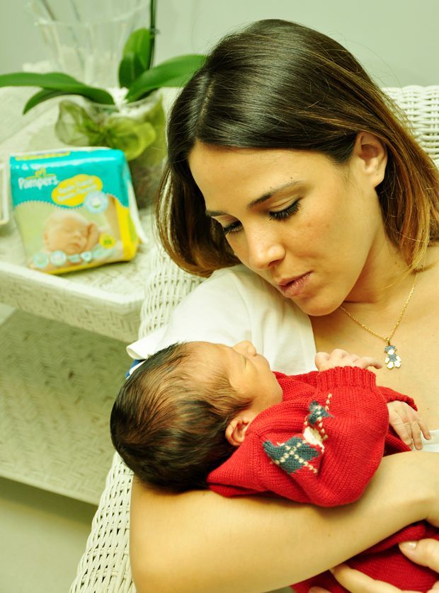 Cantora aceitou mostrar o herdeiro por uma boa causa - Le Taccilo/Divulgação