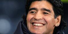 Maradona analisa possibilidade de treinar time no Brasil, diz escudeiro de técnico