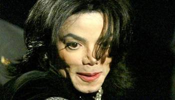 Médicos não serão indiciados por morte de Michael Jackson