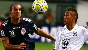 Na espera por Robinho, Santos goleia com show de Neymar