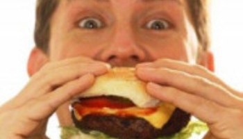 Sedentarismo e má alimentação não determinam obesidade