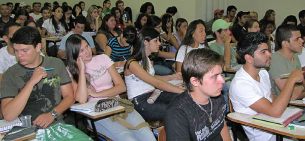 Regras mais rígidas para as universidades - 