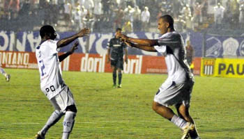 Palmeiras perde de lanterna e frustra 