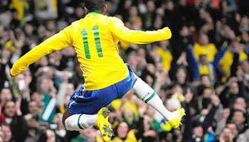 De volta à Inglaterra, Robinho comanda vitória do Brasil sobre Irlanda