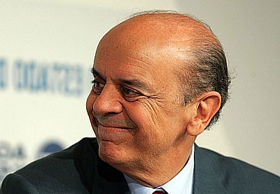 Serra inaugura ambulatório em Andradina - 